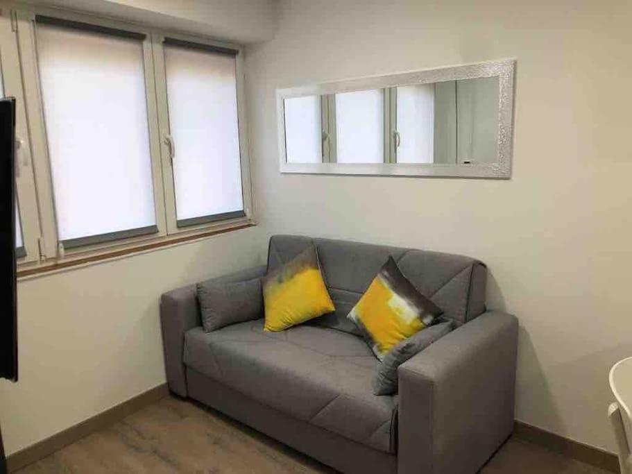 Apartamento Alojamiento Karina Les Exterior foto